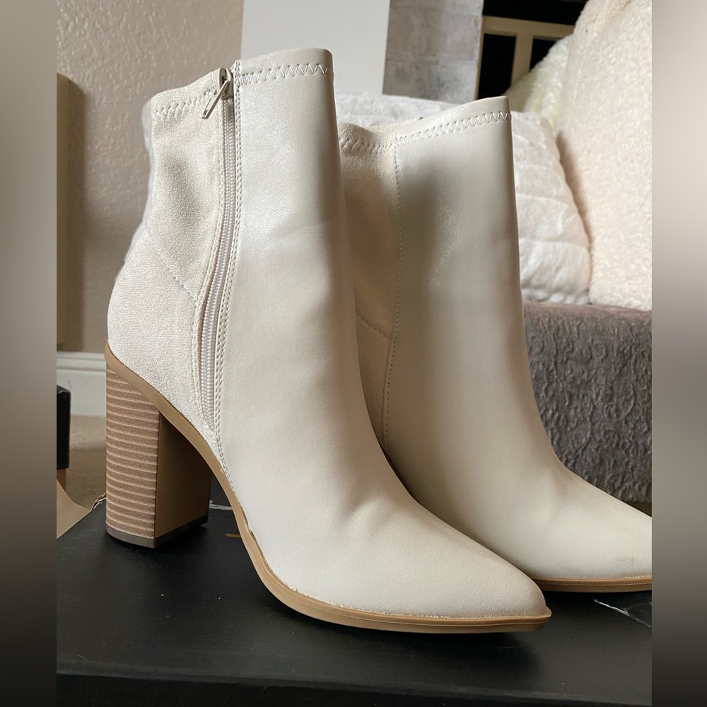 Lulus cream boots